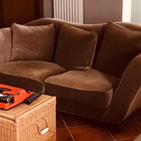 Divano 2/3 posti retrò color talpa (taupe)