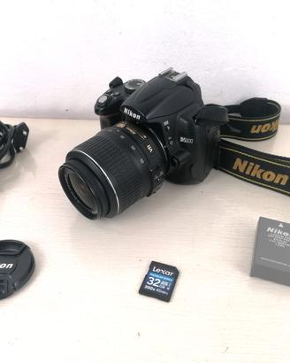 Reflex Nikon d5000 Video HD COME NUOVA