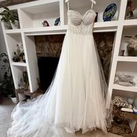 Abito da sposa Milla Nova (Prezzo Trattabile)