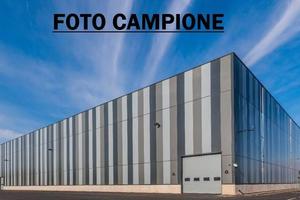 Immobile di 3600 m² a Soave