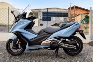 SCOOTER KYMCO 550 AK