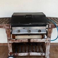 Regalasi a chi viene a prendere barbecue a gas