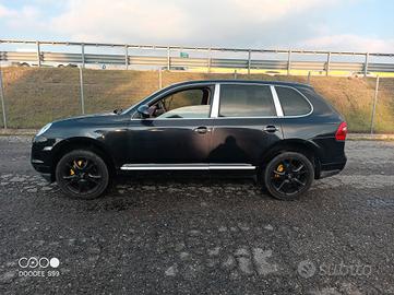 Porsche Cayenne 3.2 GPL 