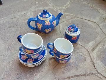 Servito thè porcellana nuovo