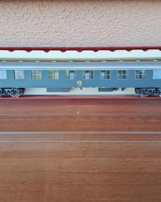 Carrozza di 1 classe FS, Rivarossi 1/80