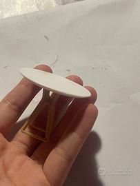 Tavolino in miniatura