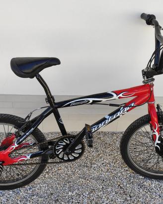 BICI BMX Montana bike - freestyle hi ten