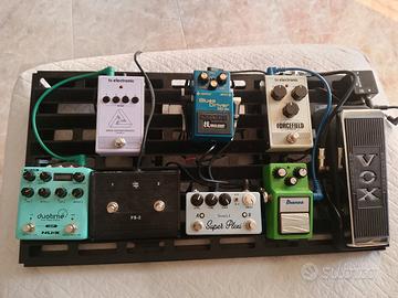 pedaliera per chitarra 