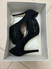 Tacchi neri taglia 36 Made in Italy