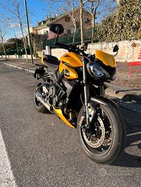 Triumph Street triple RS 2025