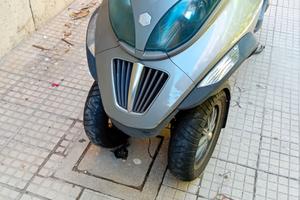 Piaggio mp3 250i