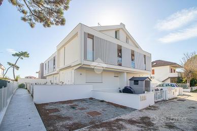 VILLA A SCHIERA A RAVENNA