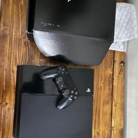 PS4   2022  paragonabile al nuovo