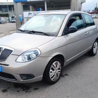 Lancia Ypsilon 1.2 69 CV SOLI 80000km NEOPATENTATI