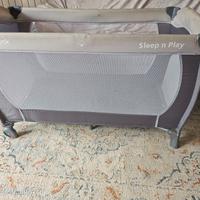 Lettino sia da campeggio che da casa apribile