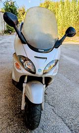 Piaggio X9 200cc – 8.900 km – Buone condizioni