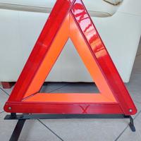 Triangolo di emergenza omologato per auto