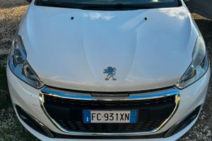 Peugeot 208 allure