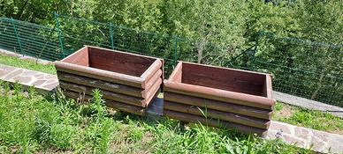 contorno vaso in legno 