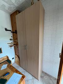 Armadio in rovere chiaro