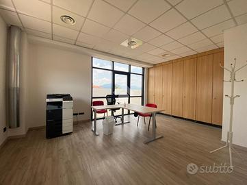 UFFICIO A GRASSOBBIO