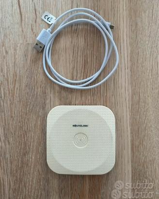 Caricabatterie a base wireless universale