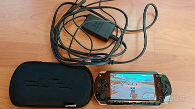 PSP-1004 Perfetta + 20 Giochi