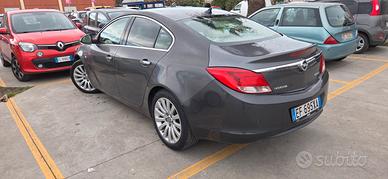 opel insigna. 2.0. 160cv