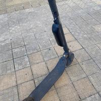 Monopattino elettronico segway ninebot e45e piegh