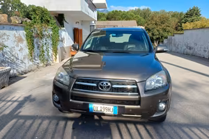 TOYOTA RAV 4