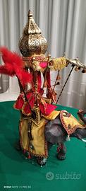 Elefante con paramenti regali 