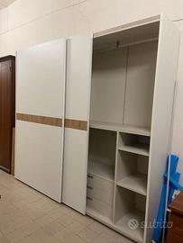 Armadio scorrevole