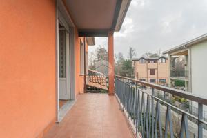 4 LOCALI A VEDANO AL LAMBRO