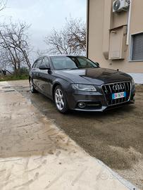 Audi A4 Avant 2.0 TDI 120 CV – Navi, pelle, cerchi