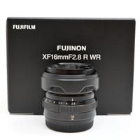 OBIETTIVO MIRRORLESS APS-C FUJIFILM XF 16 MM F/2.8