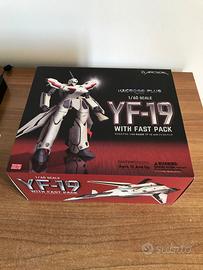 Arcadia Macross Plus YF-19 1/60