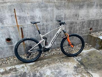 Ebike Focus Sam2 6.9 in taglia XL anno 2022