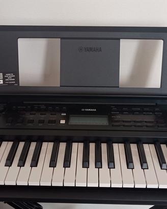 Nuova Tastiera YAMAHA PSR-E383