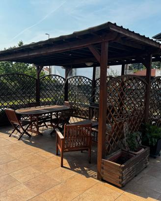 Dehor da giardino da riattare