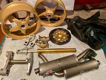 Accessori ricambi ducati 748 916 996 998