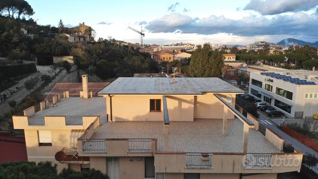 Portoferraio ELBA - Attico con terrazza e p. auto