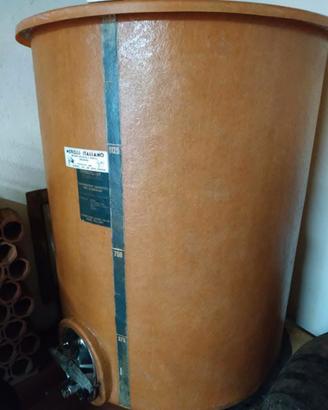 Contenitore in vetroresina- botte- 1.500 lt