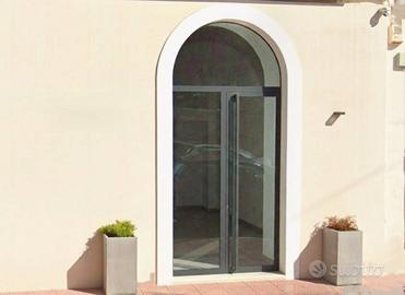 Immobile di 145 m² con 2 locali a Taranto