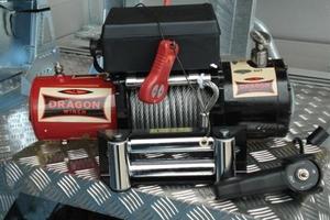 Verricello rinforzato 8000Lb 12V Dragon Winch