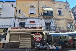 3 LOCALI A PORTICI