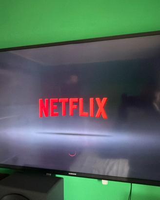 Samsung Smart TV UHD 4K 40" UE40JU6072