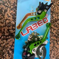 Feni con fizione moto verdi