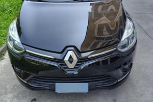 Clio bella