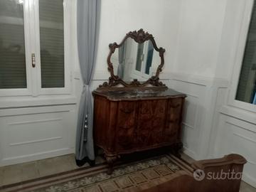 Mobili chippendale inizi 900