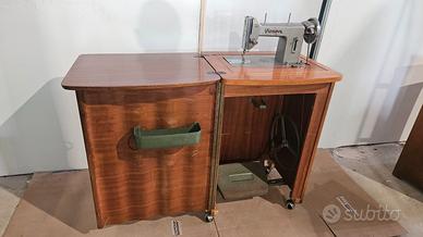 macchina da cucine Visnova con mobile